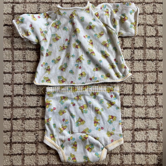 Vintage baby 2 peice set Disney Winnie the Pooh - Picture 2 of 4